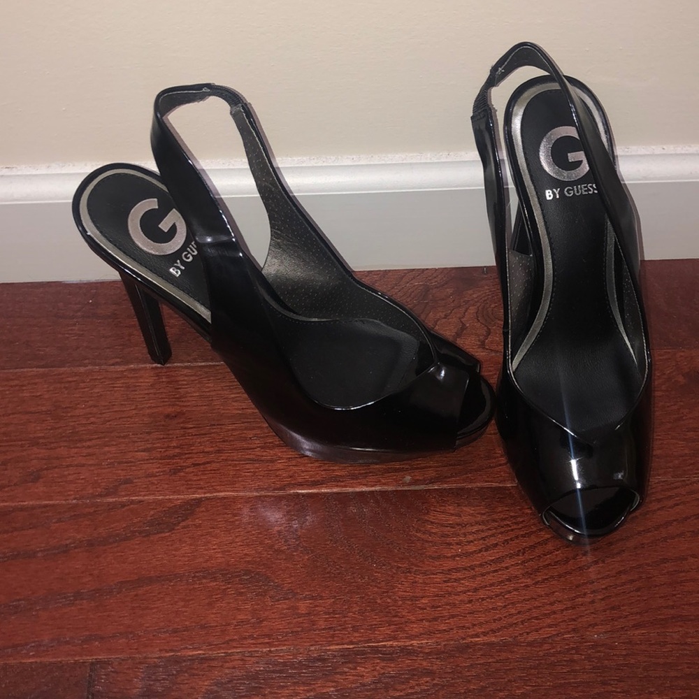 Guess Sandals